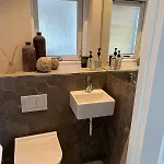 2br Close To The Ocean And Airport فيلة